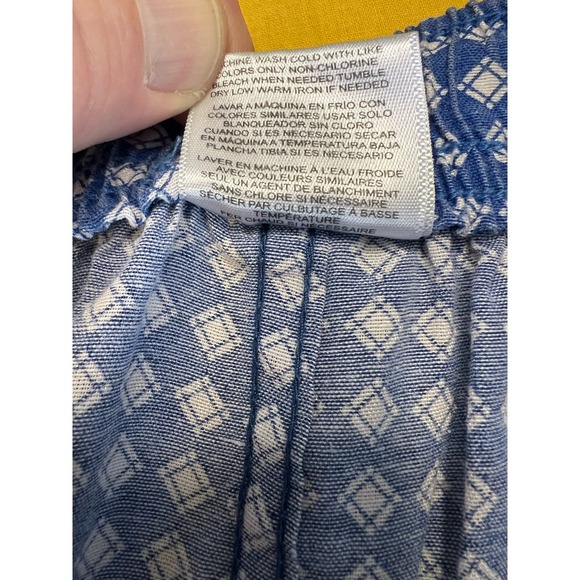 Isotoner Blue and White Checked Pull On Loungewear Pants, Size M - Picture 4 of 7